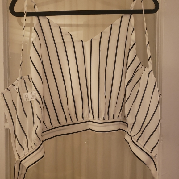 White & Black Striped Open-back Crop Top, NWOT - Picture 9 of 11